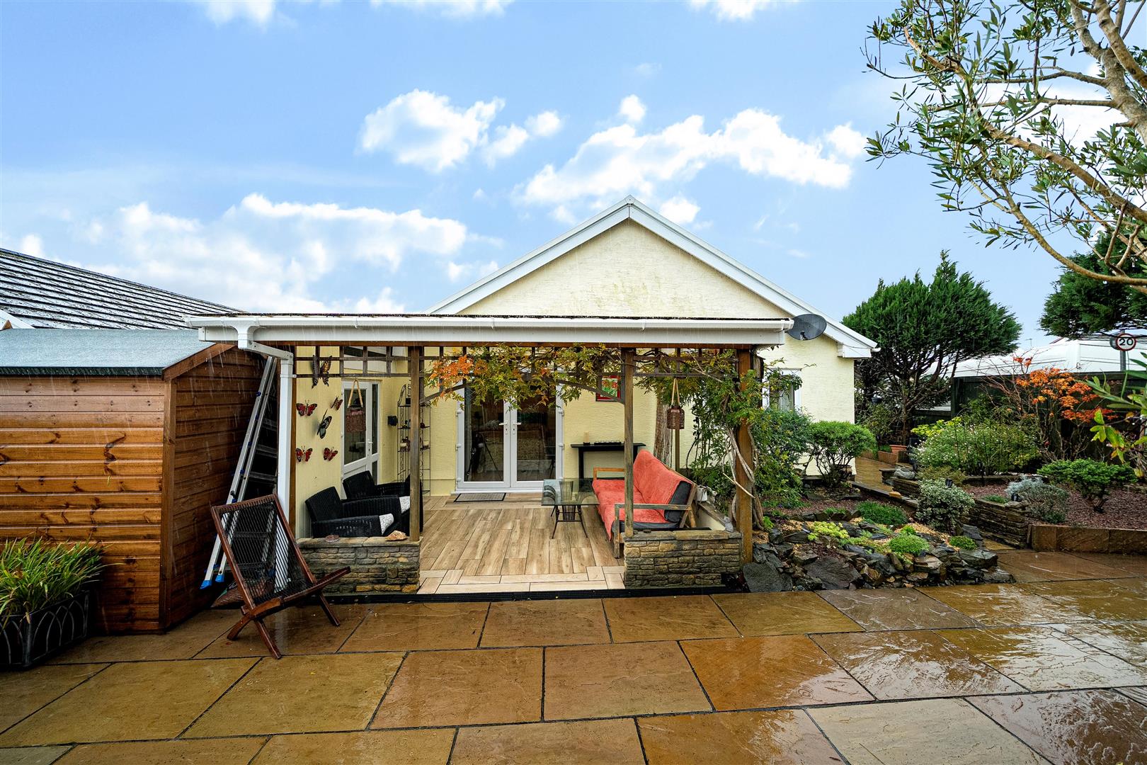 Maenor Helyg, Pembrey, Burry Port, SA16 0TU